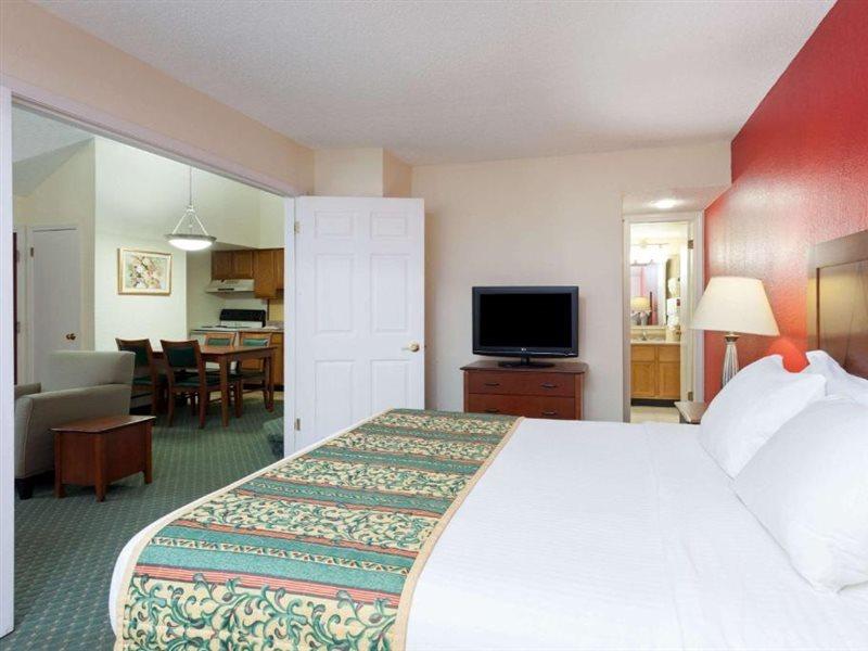 Hawthorn Suites By Wyndham Dearborn/Detroit מראה חיצוני תמונה